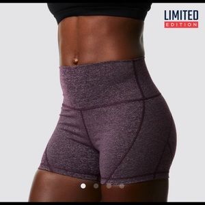 Born primitive shorts